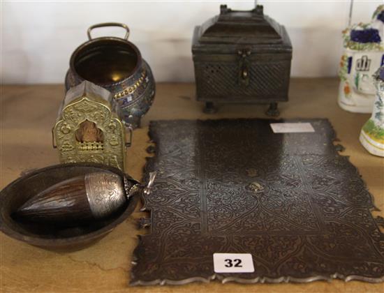 Islamic & Indian metalware (6)